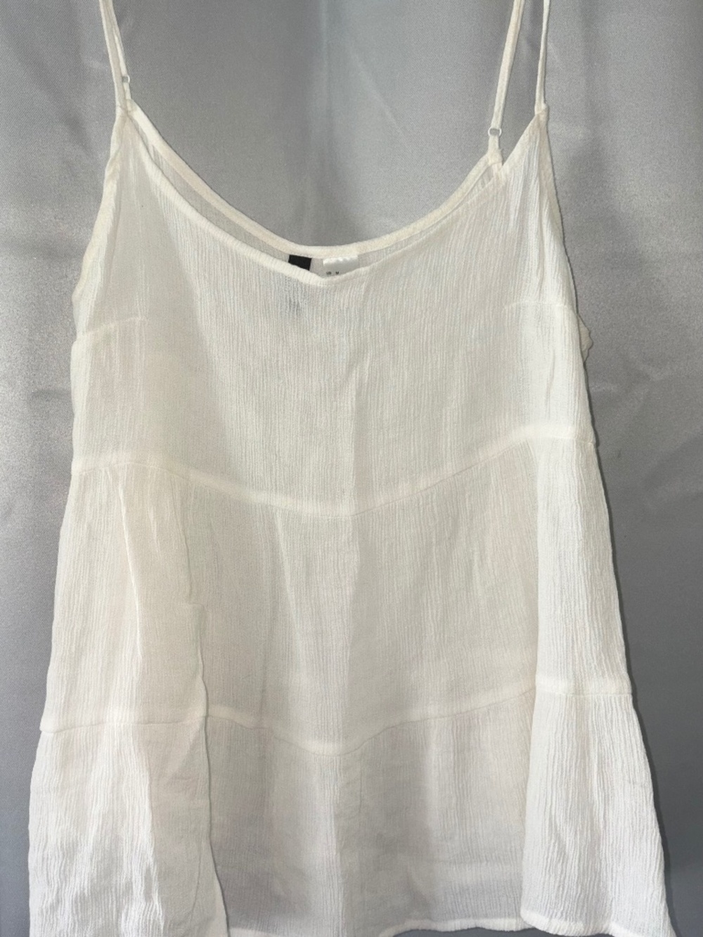 White loose tank top
